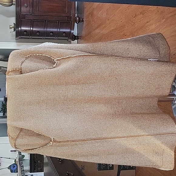 Jacket - Picture 2 of 3